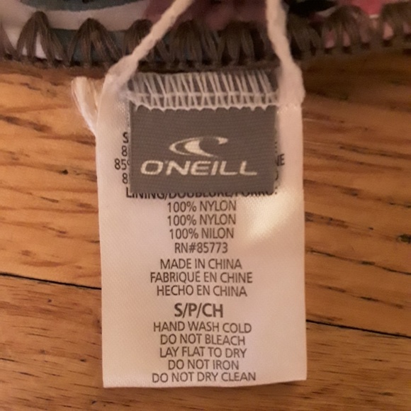 NWOT O'Neill One Piece Floral Print Swimsuit - Picture 4 of 4